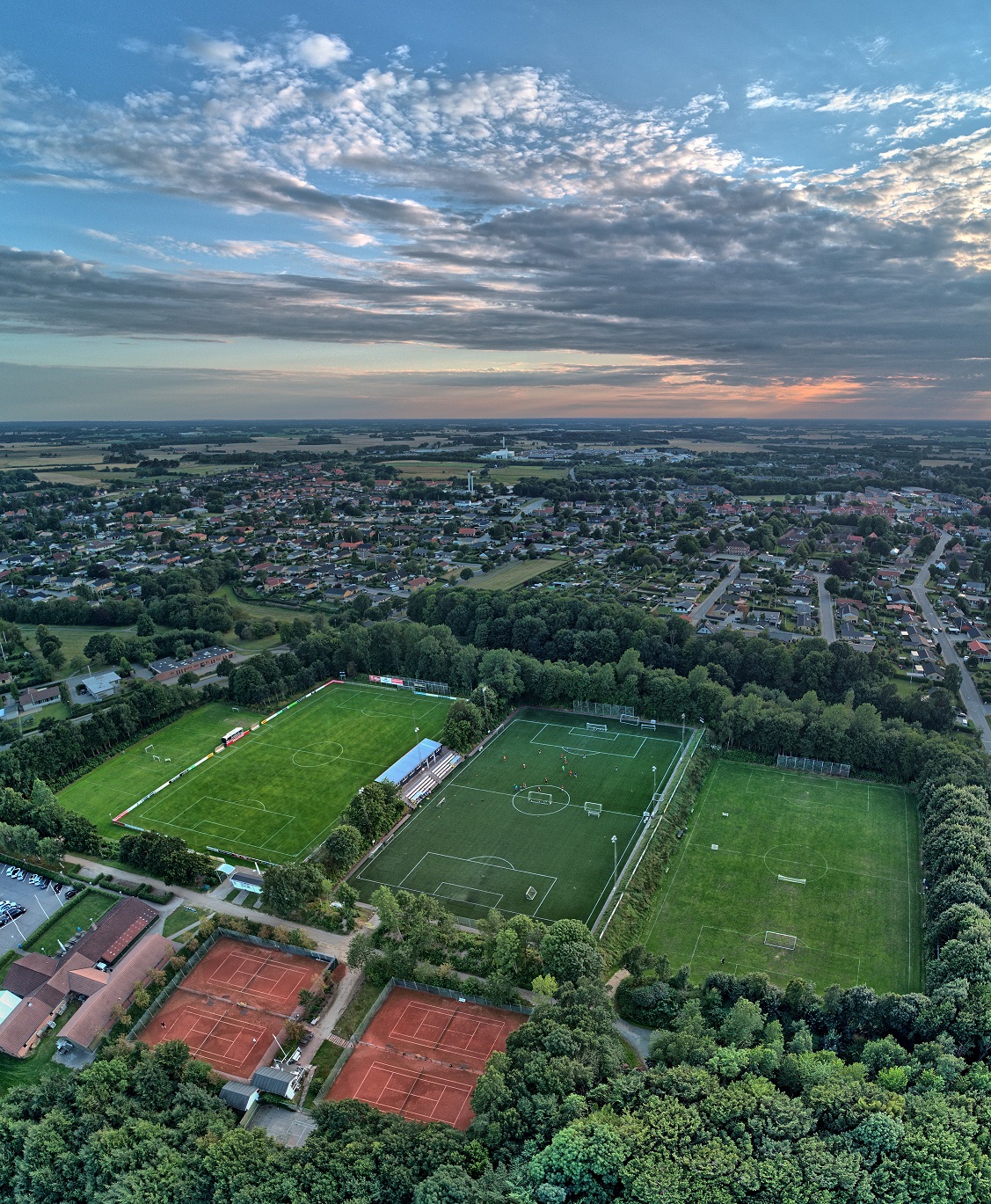 Boldbaner i Kjellerup af Dronetapet.dk